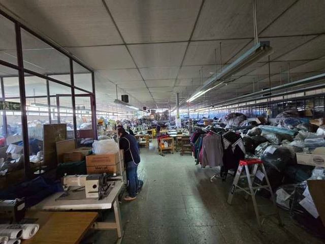 CENTRO DE BUIN: BODEGA Y LOCALES COMERCIALES EN 2.180 MT2