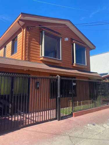 En Venta Hermosa Y Espaciosa Casa De 4 Dorm. En Talcahuano