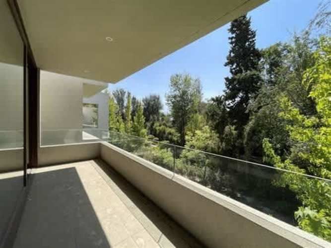 Departamento Duplex En Venta De 6 Dorm. En Las Condes