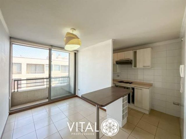 Departamento En Venta De 2 Dormitorios 1 Baño En Santiago