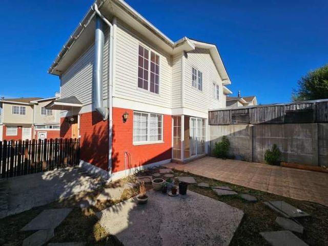 Casa en Condominio Bosques  A pasos de la Laguna la Luz De Curauma Valparaiso
