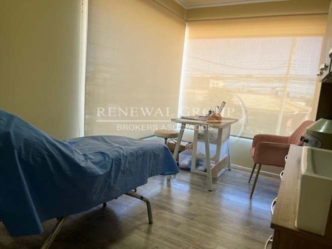 Amplio local comercial con excelente ubicacio (122702)