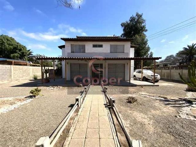 CASA Ayacucho esquina Juan Martizez