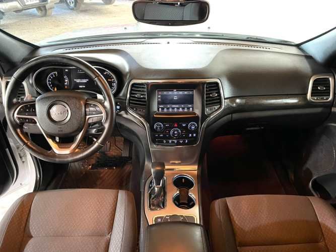 JEEP GRAND CHEROKEE LAREDO 4X4