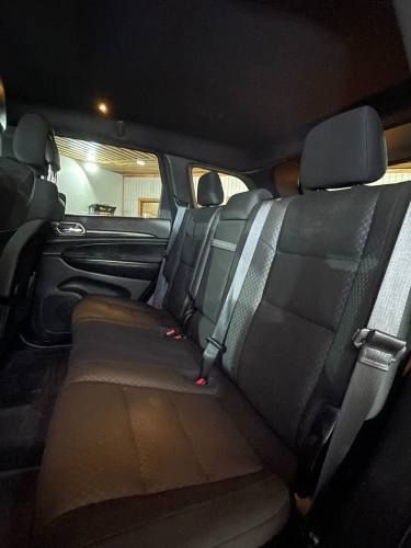 JEEP GRAND CHEROKEE LAREDO 4X4