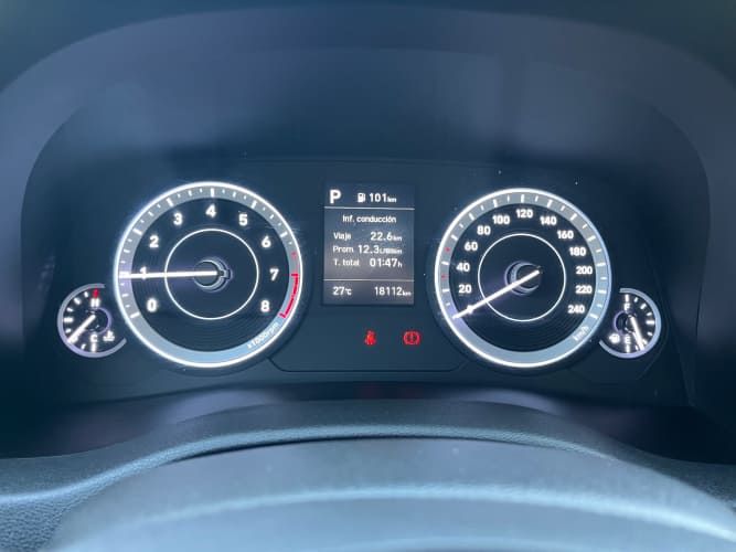 HYUNDAI NEW CRETA PLUS 1.5 AUT. 2023 SÓLO 18.000 KM.