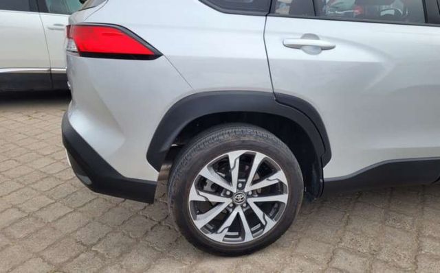 TOYOTA COROLLA CROSS CVT HEV 1.8 AUT AÑO 2023