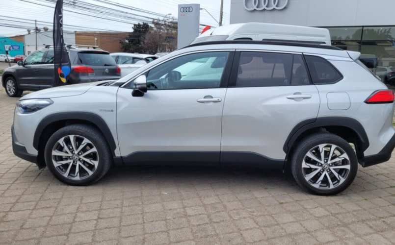 TOYOTA COROLLA CROSS CVT HEV 1.8 AUT AÑO 2023