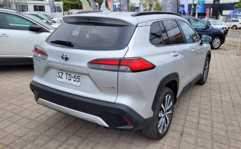 TOYOTA COROLLA CROSS CVT HEV 1.8 AUT AÑO 2023