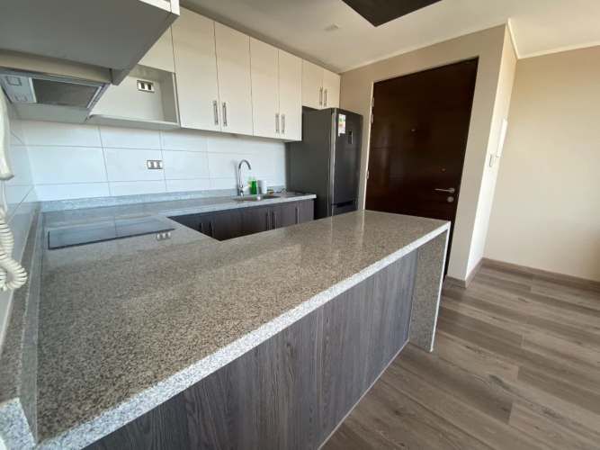 Departamento en arriendo c/ estacionamiento en Centro de Concepción