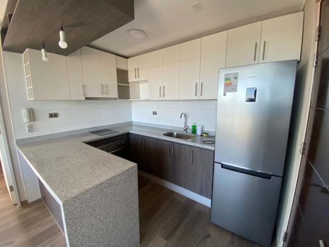 Departamento en arriendo c/ estacionamiento en Centro de Concepción