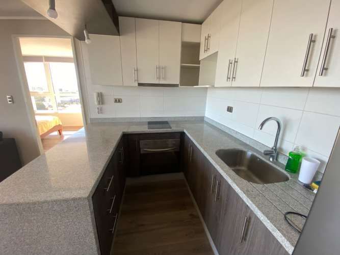 Departamento en arriendo c/ estacionamiento en Centro de Concepción