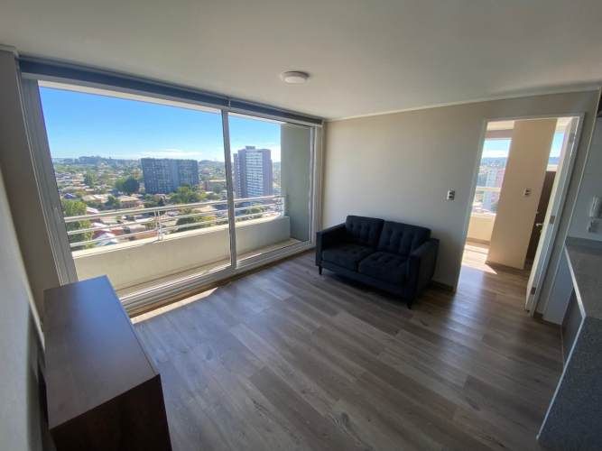 Departamento en arriendo c/ estacionamiento en Centro de Concepción