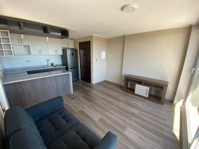 Departamento en arriendo c/ estacionamiento en Centro de Concepción