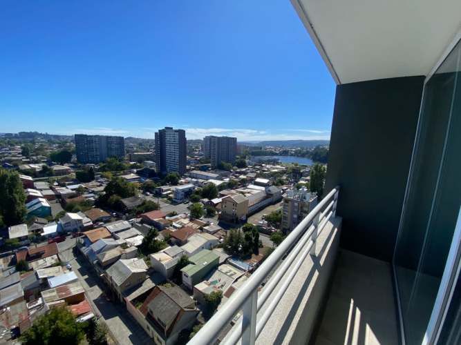 Departamento en arriendo c/ estacionamiento en Centro de Concepción