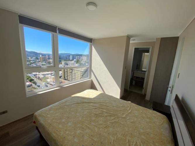 Departamento en arriendo c/ estacionamiento en Centro de Concepción