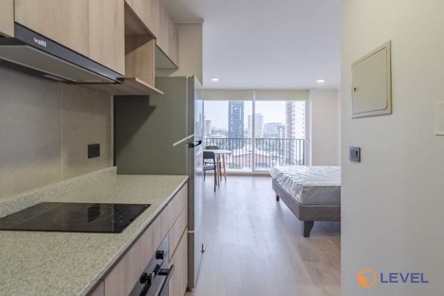 Lo Ovalle 285, Arriendo De Estudio Con Terraza con hasta 2 MESES CON 50% DSCTO