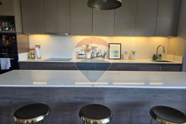 Venta dpto seminuevo 2 dorm en av. colon