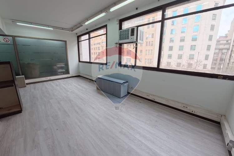 Oficina disponible en santiago