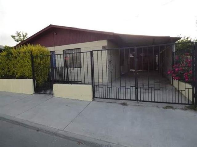 CASA SEGUNDO DE LINEA