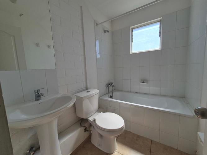 CASA ESPECIAL FAMILIA CON NIÑOS FRENTE A PLAZA DE JUEGOS