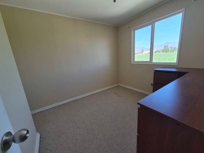 CASA ESPECIAL FAMILIA CON NIÑOS FRENTE A PLAZA DE JUEGOS