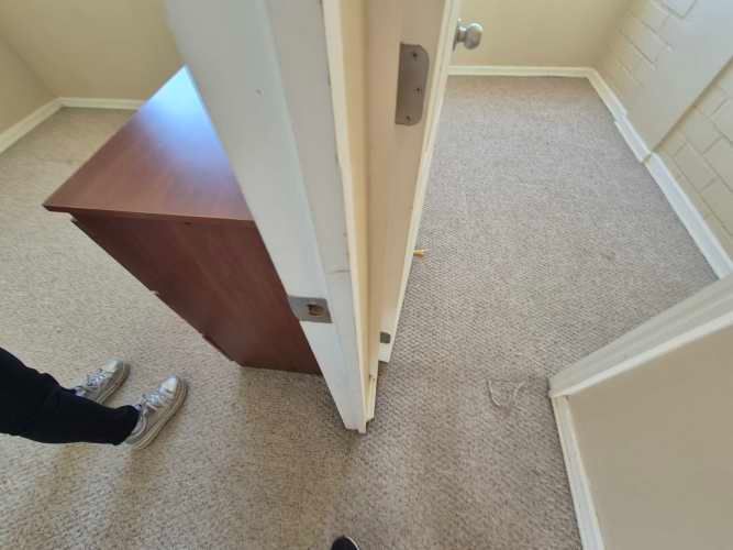 CASA ESPECIAL FAMILIA CON NIÑOS FRENTE A PLAZA DE JUEGOS