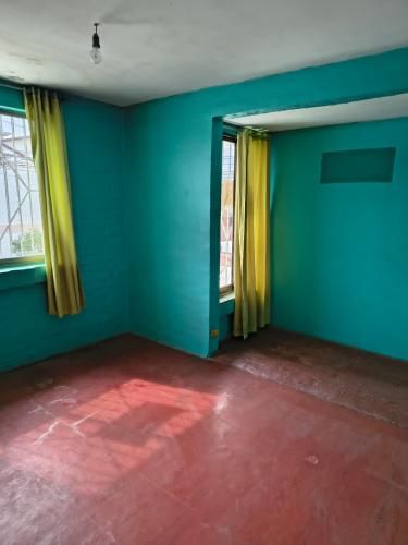 Casa en venta c/ estacionamiento en Protectora de La Infancia