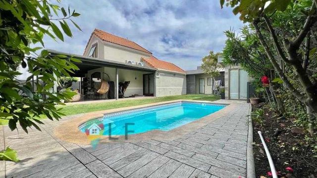 moderna, impecable, full equipada (122932)