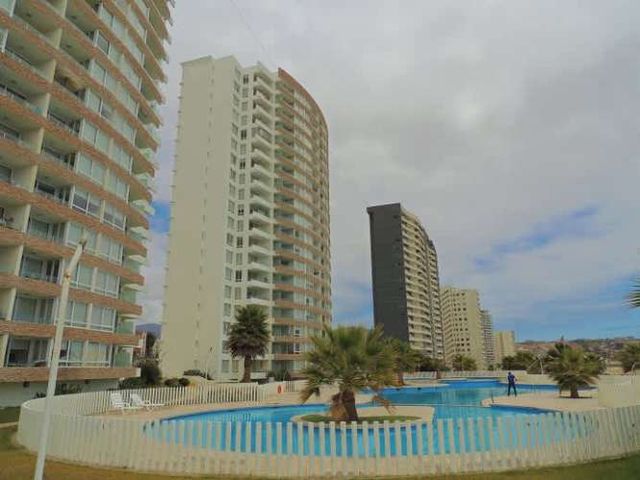 Departamento amoblado y equipado frente al Mar, La Herradura.