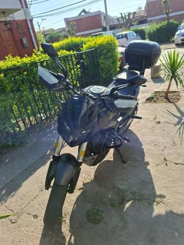 Moto Dominar 400 adventure