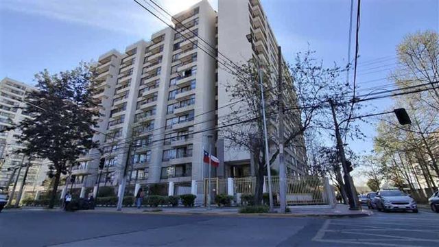 DEPARTAMENTO En Venta Departamento a pasos de Estación Metro Vicuña Mackenna