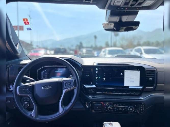 CHEVROLET SILVERADO 2023