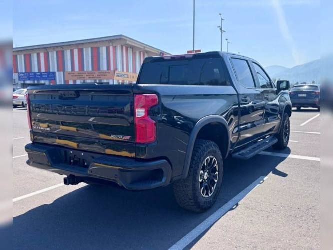 CHEVROLET SILVERADO 2023