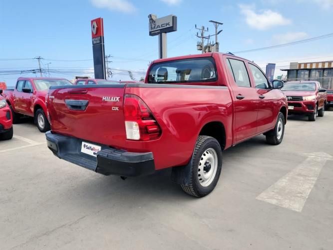 TOYOTA HILUX 2023