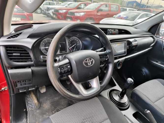 TOYOTA HILUX 2023