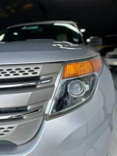 FORD EXPLORER 2012