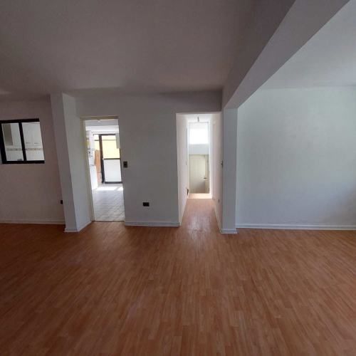 Se Vende Amplio Depto  (122782)