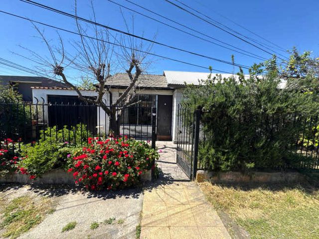 Tú próxima inversión: casa con jardín y est.  (122368)