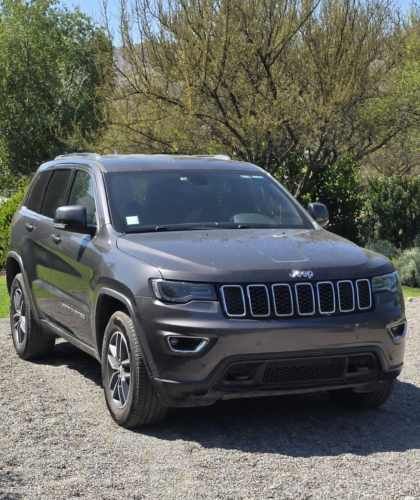 Jeep GRAND CHEROKEE LAREDO