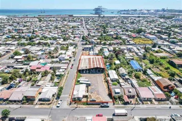 LOCAL COMERCIAL Lota, Coronel