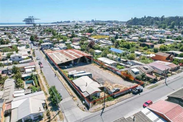 LOCAL COMERCIAL Lota, Coronel