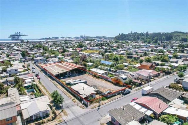 LOCAL COMERCIAL Lota, Coronel