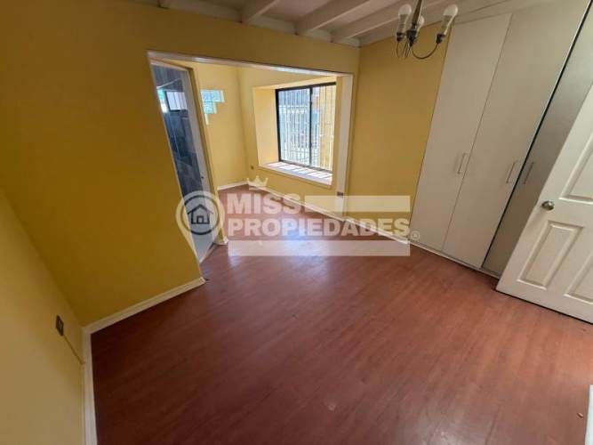 SE VENDE CASA EN SECTOR CENTRO