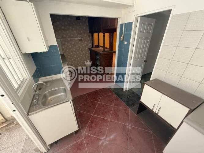 SE VENDE CASA EN SECTOR CENTRO