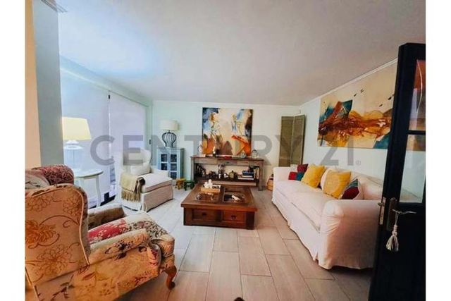 SE VENDE CASA IMPECABLE EN HUECHURABA