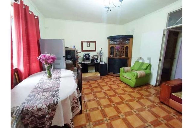 VENTA CASA PARA INVERSION - METRO ÑUBLE