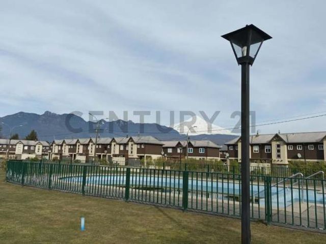 VENTA CASA EN CONDOMINIO 3D 3B EN CENTRO DE PUCÓN