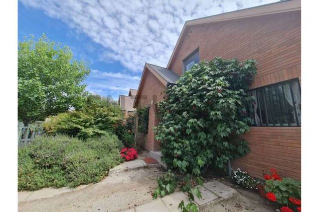 VENTA ACOGEDORA CASA LAS BRISAS NORTE - CHICUREO