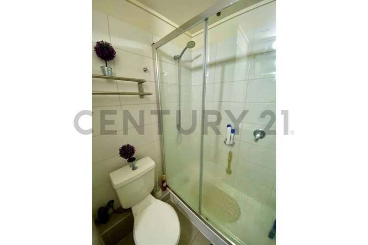 EN VENTA AMPLIO DEPTO CON ESTACIONAMIENTO